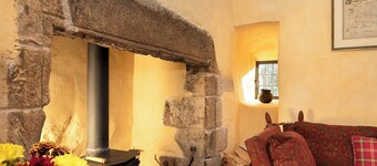 Braidwood Castle - UK10672