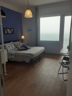 3 chambres, lit parapluie, Wi-Fi, draps fournis