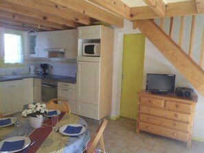 Fridge, microwave, oven, stovetop - House "Sails and Beach" (La Trinité-sur-Mer)