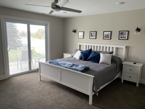 4 bedrooms, free WiFi, bed sheets