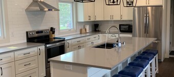 Lake Le Homme Dieu Family Getaway @ Crestwood Lodge.