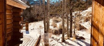 Wapiti Peek- breathtaking views, pet friendly, only a 30-minute drive to Yellowstone National Park!