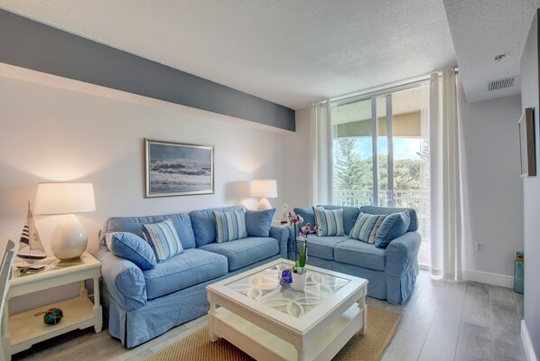 Smart-TV, Tischtennisplatte