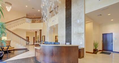Condominio estilo resort 1BR / 1BA