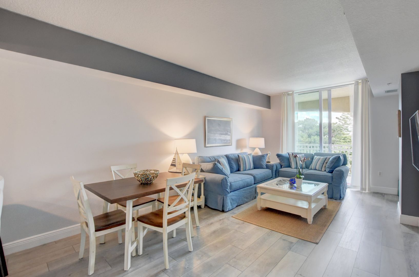 TV connectée, table de tennis de table