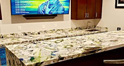 Five Bedroom Five Bath Residence in Vegas