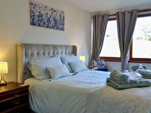 3 bedrooms, free WiFi, bed sheets