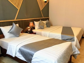 Literie hypoallergénique, couette en duvet d'oie, minibar