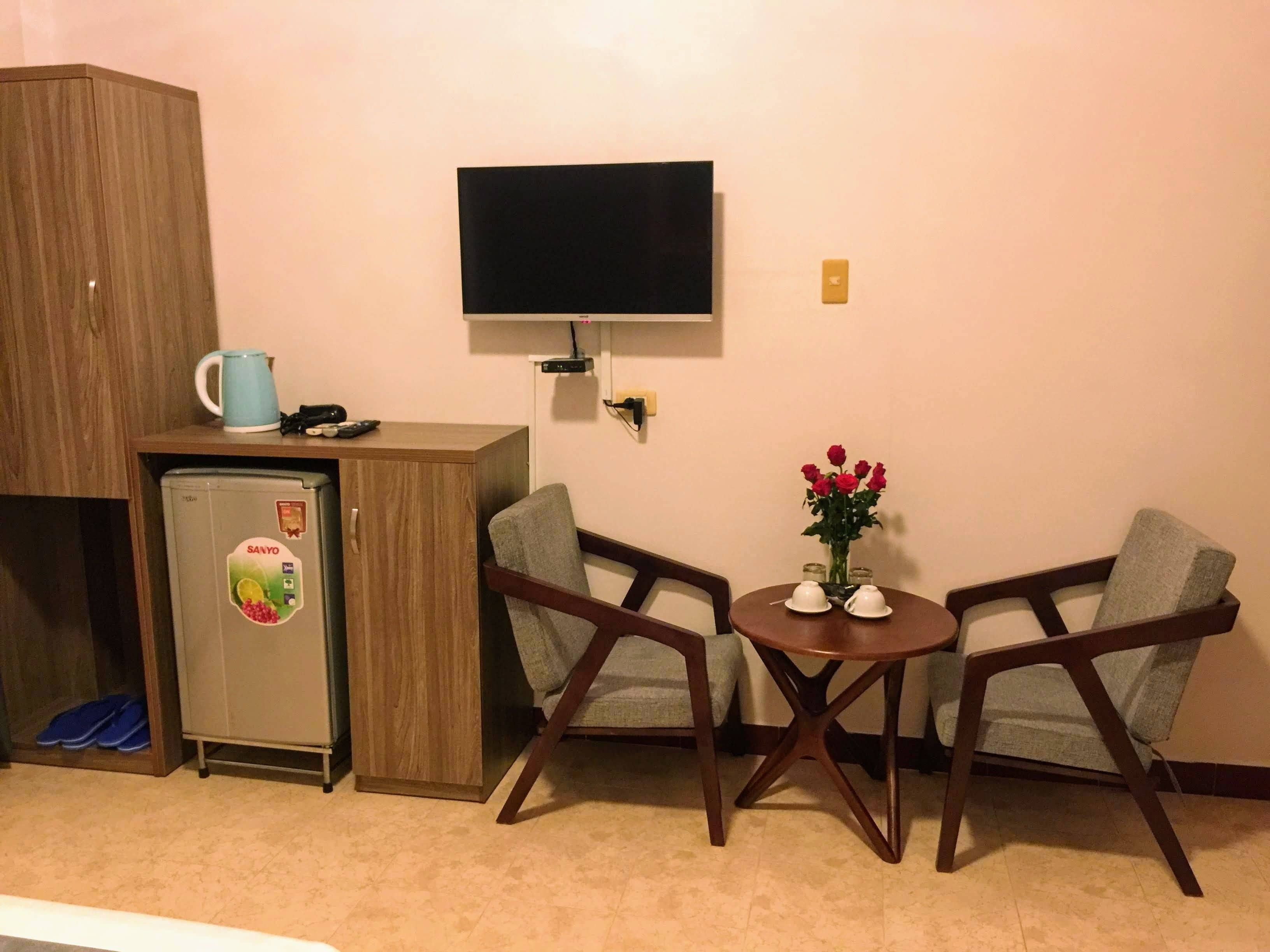 family room | room amenity