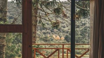 CHALET 6 PAIOL WITH HYDRO - LAKE VIEW | 羽绒被、隔音、免费 WiFi、床单