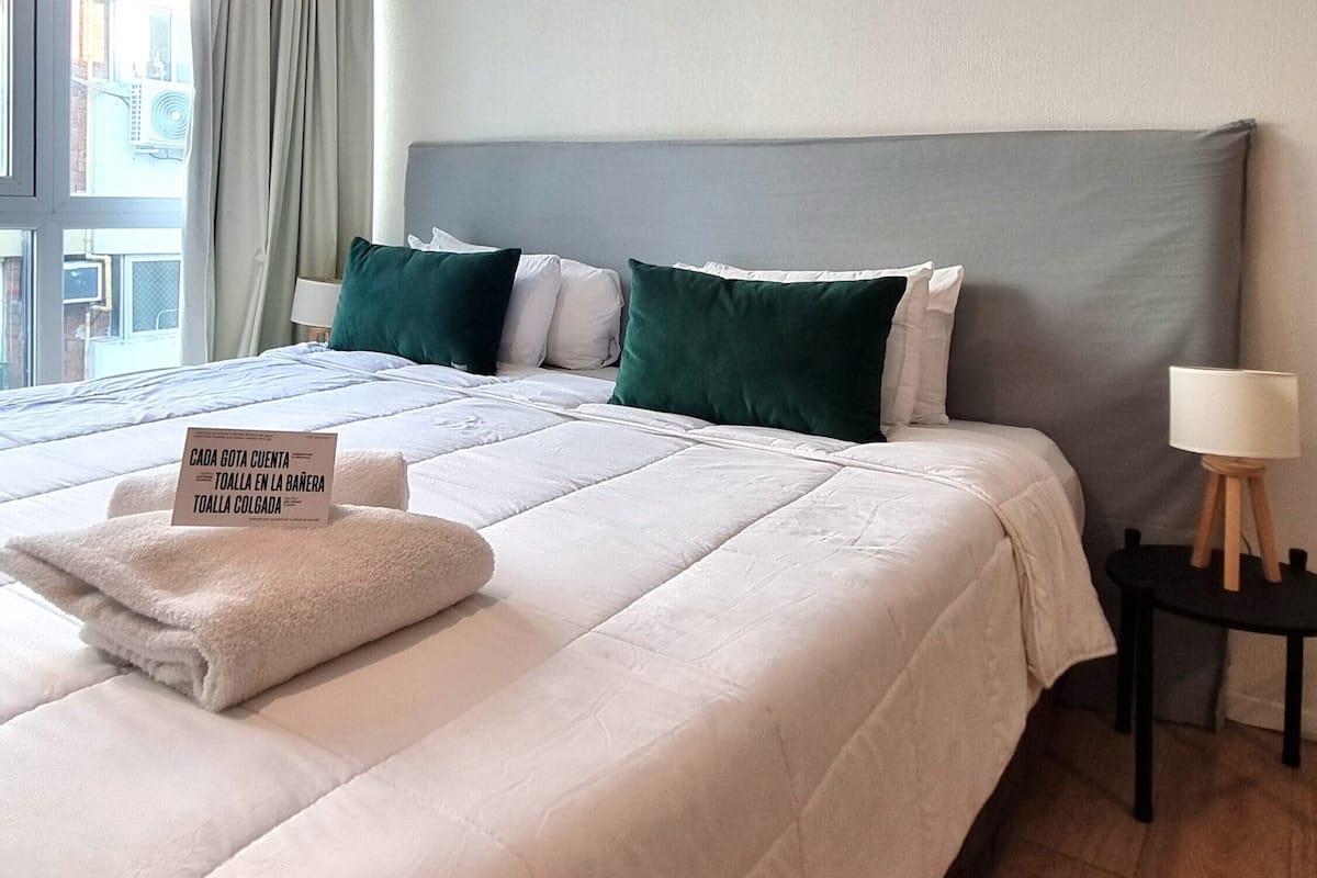 Superior Studio | 1 bedroom, hypo-allergenic bedding, down comforters, in-room safe