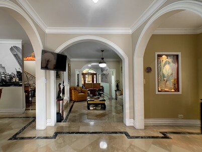 Cesar's House Guayaquil Home Rental