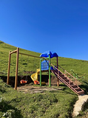 Außen-Kinderspielplatz
