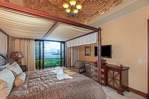 Deluxe Villa, Beach View | Premium bedding, in-room safe, bed sheets