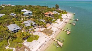 Aerial view - 219 - Latitude Adjustment (Captiva)