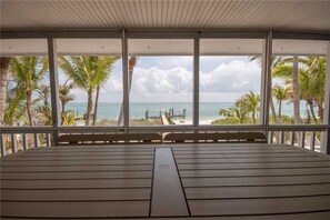 Lounge - 219 - Latitude Adjustment (Captiva)