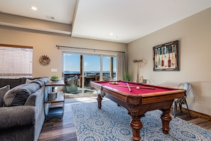 Spielezimmer