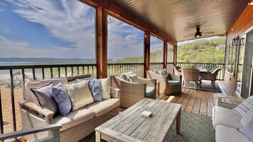 Smart TV, fireplace, video games, DVD player