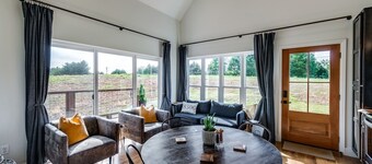 New modern luxury mountain cottage