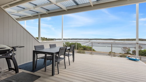 Paysage marin - Vues nordiques magnifiques, propres, modernisées et joliment décorées