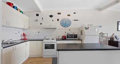 Seascape - Wonderful northern views, Clean, Modernised and Beautifully Decorated