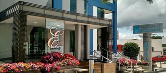 Excellence Plaza Hotel