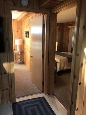 4 bedrooms, free WiFi, bed sheets