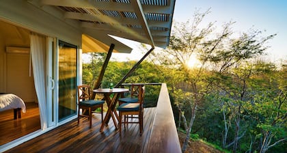 Mikado Natural Lodge