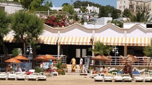 Beach nearby - ER-TA SOYAK BEACH OTEL (Bodrum)