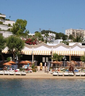 Beach nearby - ER-TA SOYAK BEACH OTEL (Bodrum)