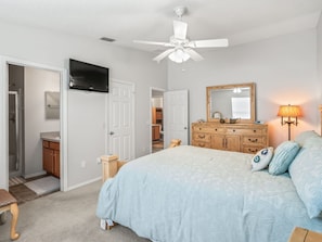 2 bedrooms, iron/ironing board, internet, bed sheets