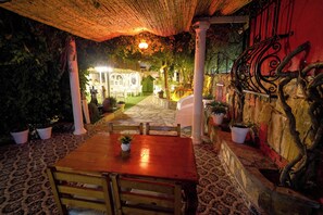 Garden - Otel Türk Evi (Ayvalik)