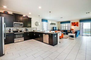 Villa, Multiple Beds | Private kitchen - Champions Gate 1551 (Davenport)