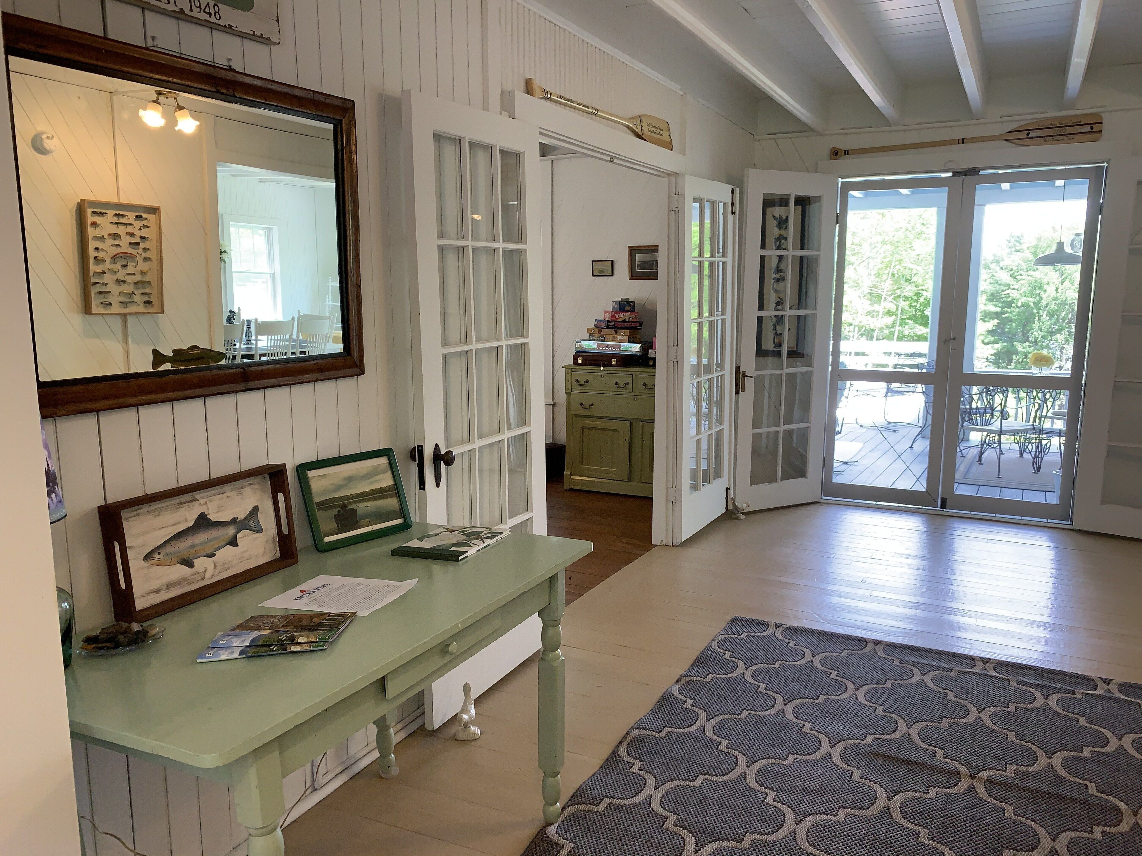 11 室のベッドルーム、アイロン / アイロン台、WiFi (無料)、ベッドシーツ