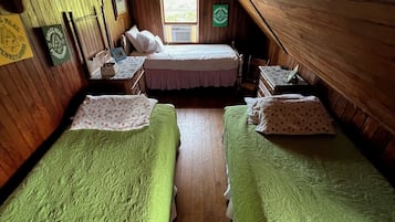 11 makuuhuonetta, silitysrauta/-lauta, ilmainen Wi-Fi, vuodevaatteet
