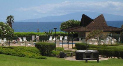 Beachfront//Oceanfront//Ocean View - 1/2/3 Bedroom Kihei Condo