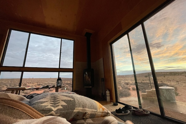 The Kyoob | 1 bedroom, Egyptian cotton sheets, premium bedding, down comforters