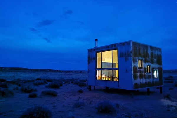 Fassade der Unterkunft – Abend/Nacht
