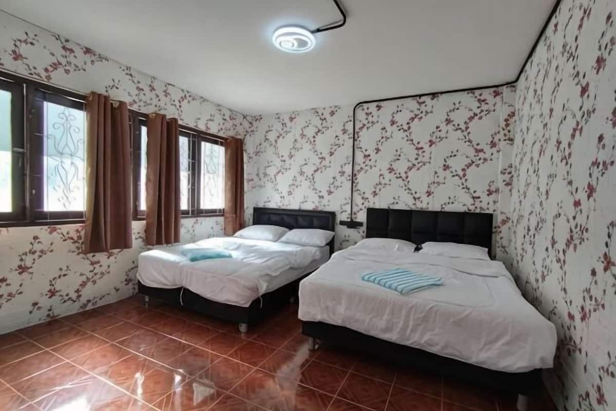 Iron/ironing board (on request), WiFi (free), bed sheets