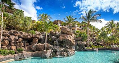 Designer Villa Luxurious 3BR/3.5BA, Private Elevator, Resort Pool, Beach Access!