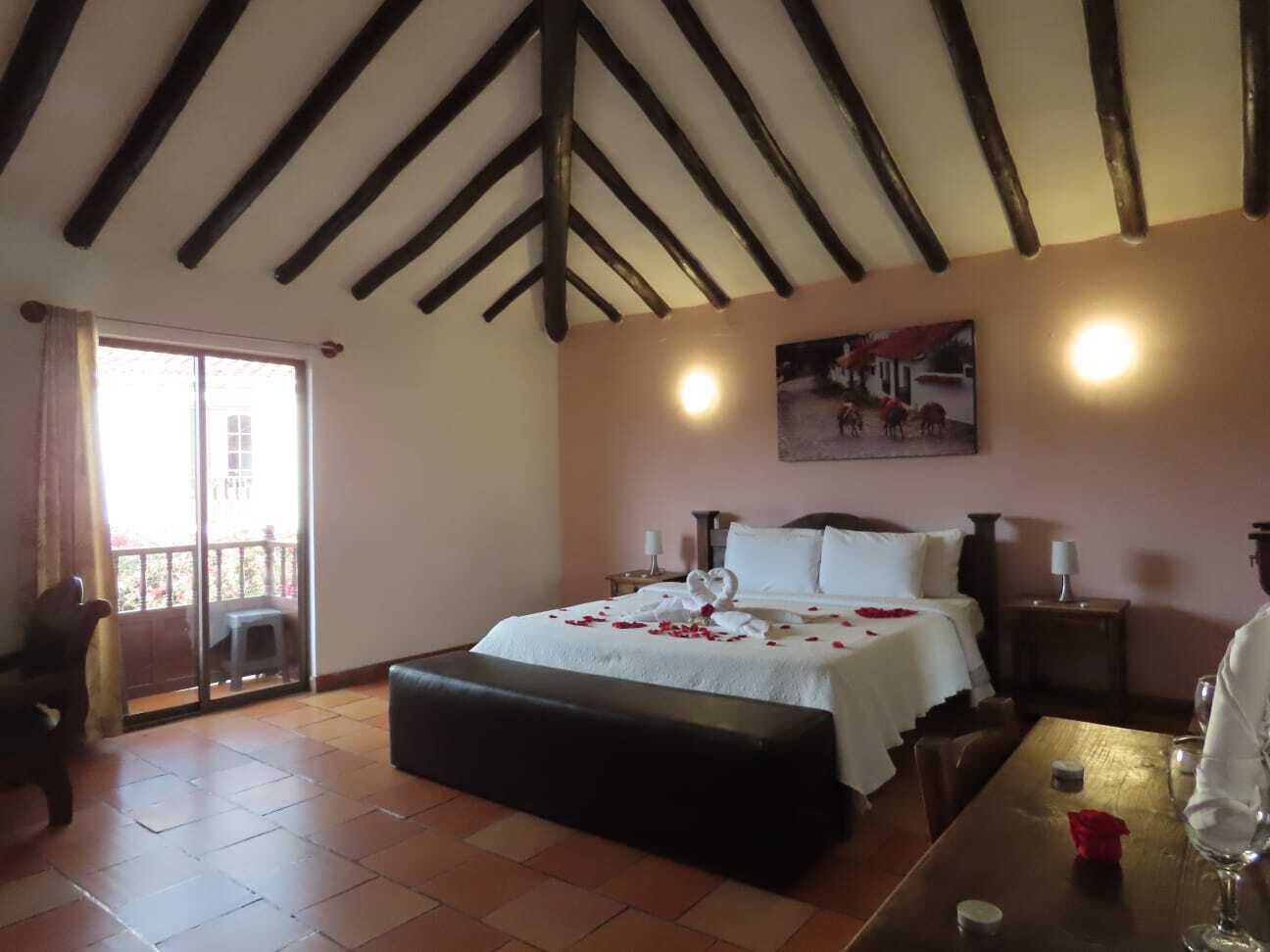 luxury room | premium bedding, individually furnished, desk, laptop workspace