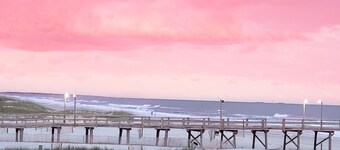 DIRECT OCEANFRONT Duplex with large decks next to Oceanana Fishing Pier.