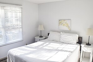 4 bedrooms, iron/ironing board, free WiFi, wheelchair access