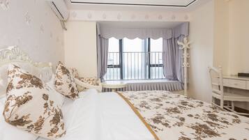 Superior Double Room | Down comforters, desk, blackout drapes, free WiFi