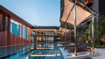 Piscine couverte