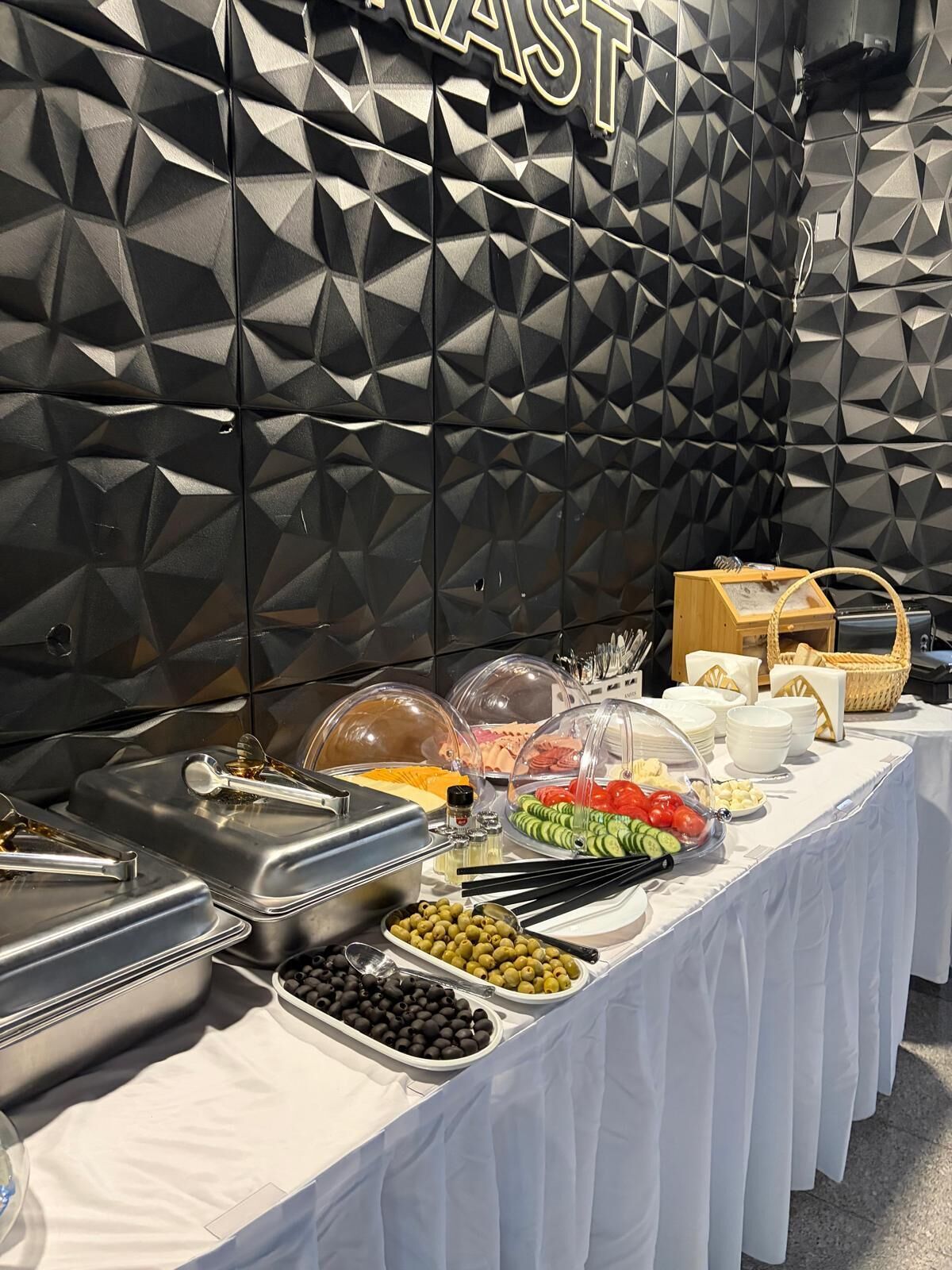 Desayuno buffet todos los días (con cargo)