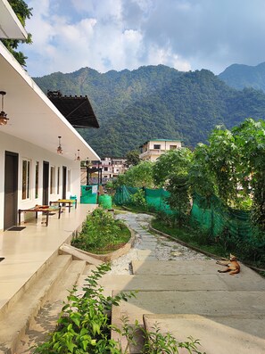 Exterior - Indian Culture Hostel (Narendranagar)