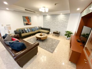 3-Bedroom Apartment (5B) | Living area | TV, Netflix