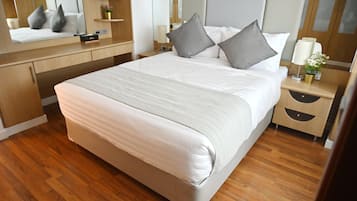 3-Bedroom Apartment (4B) | 3 bedrooms, Egyptian cotton sheets, premium bedding, down comforters