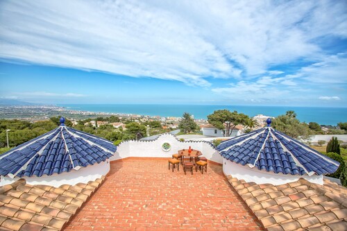 "The Deck" - Villa de Rêve, emplacement exclusif, vue mer, wifi, piscine, clim